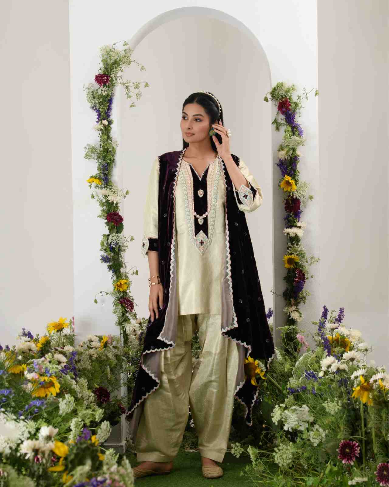 AMRAPALI