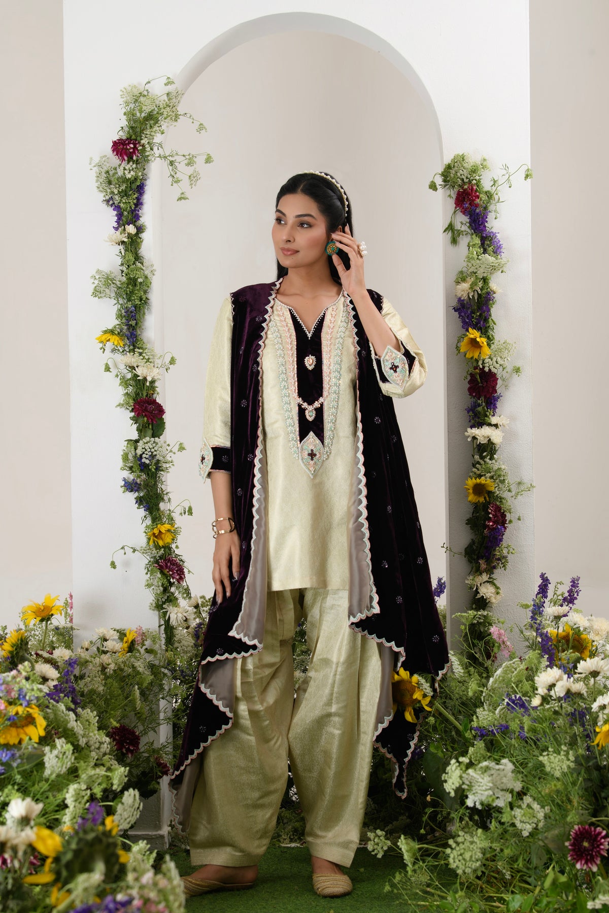 AMRAPALI